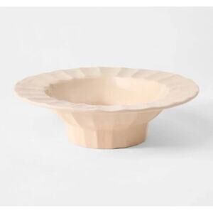 Threshold Studio McGee NWT Ceramic Hand-Molded Pedestal Bowl Pink Small Chipping